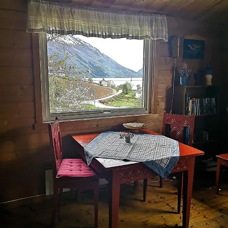 Lysebakken, Koselig Feriehytte Pa Vestland *